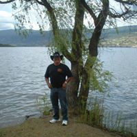 Stephen East Photo 11