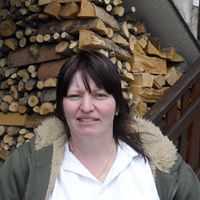 Catherine Muller Photo 25