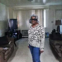 Sharon Thompkins Photo 5