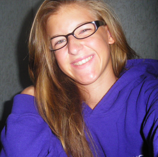 Rachel Buckner Photo 12