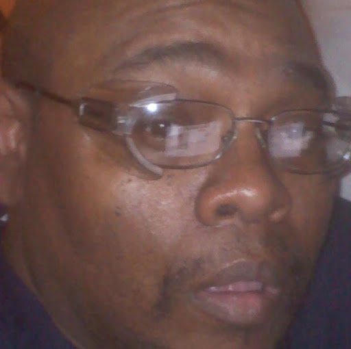 Perry Lewis Photo 17