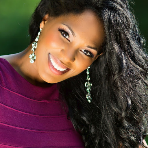 Alicia Watkins Photo 38