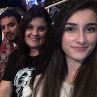 Tara Simmons Photo 17