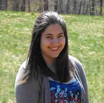 Kelly Watts Photo 36