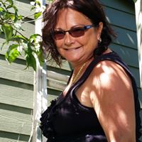 Denise Girard Photo 21