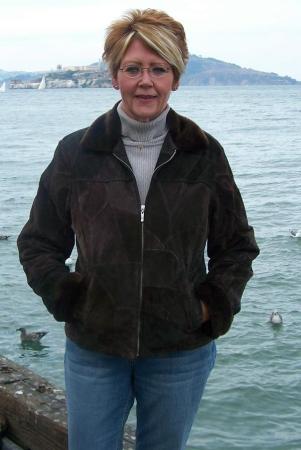 Roberta Taylor Photo 19