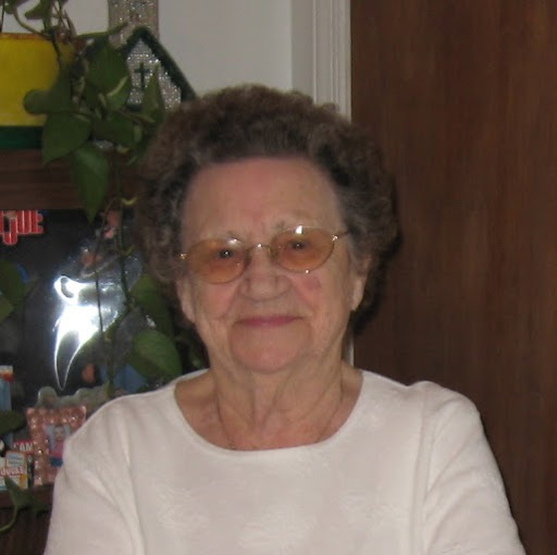 Mary Benton Photo 14