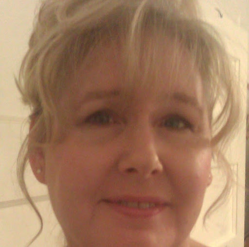 Tabitha Robinson Photo 23