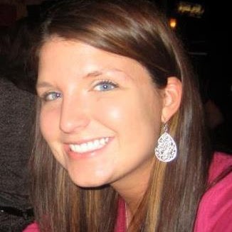 Stacey Andersen Photo 13