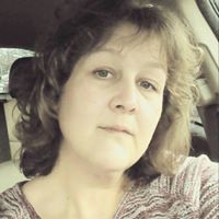 Stephanie Gustafson Photo 43