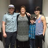 Debbie Thayer Photo 16