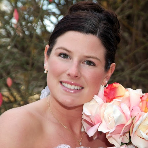 Kelly Shaffer Photo 27