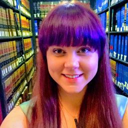 Laura Shultz Photo 24