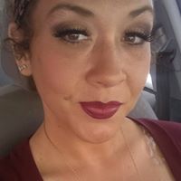 Lauren Moss Photo 15