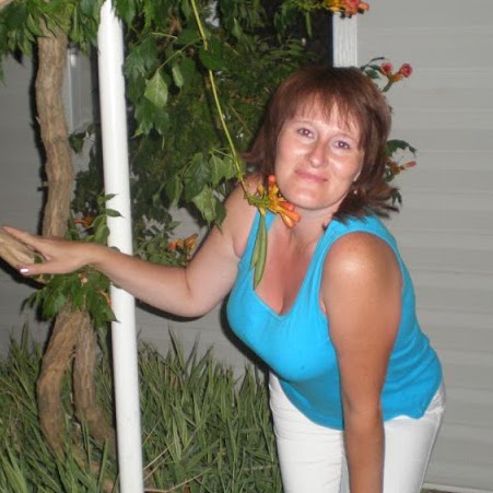 Martha Nicely Photo 11