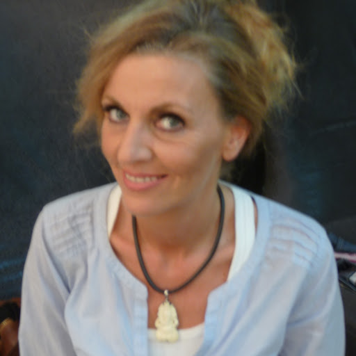 Annette Schneider Photo 34