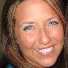 Leah Martin Photo 15