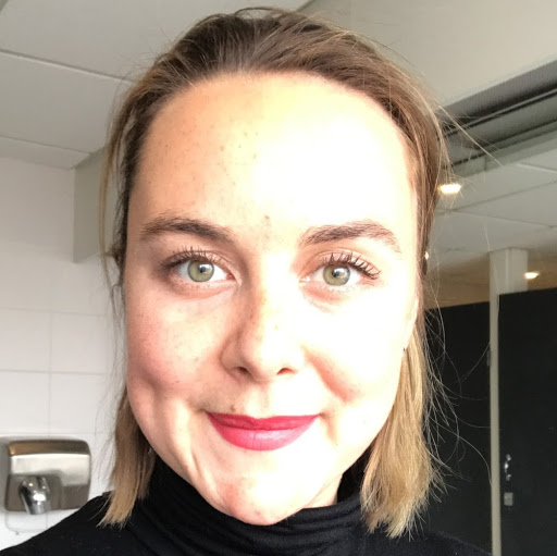 Katherine Maxwell Photo 32