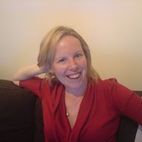 Victoria Pickering Photo 11