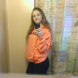 Samantha Linn Photo 18