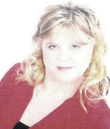 Kelly Russell Photo 33