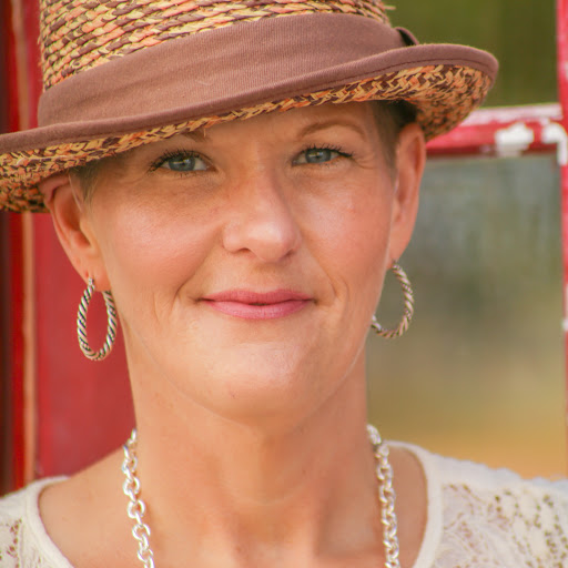 Pamela Hunter Photo 21