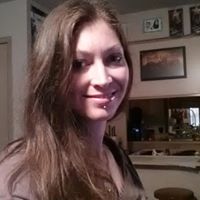 Shannon Lyons Photo 9