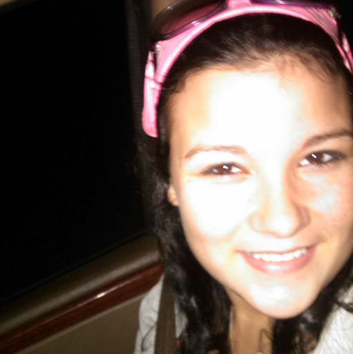 Stephanie Brewer Photo 17