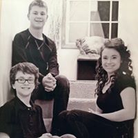 Lisa Stilwell Photo 5