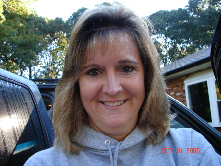 Debbie Taylor Photo 15