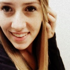 Sarah Robey Photo 13