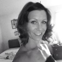 Crystal Reynolds Photo 42