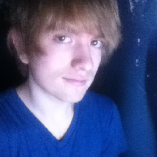Adam Wells Photo 22