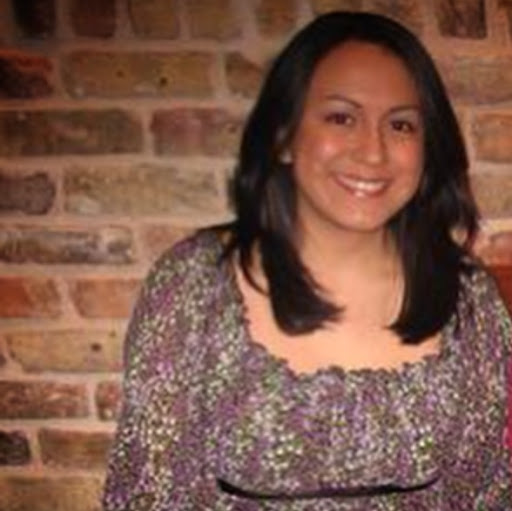 Renee Flores Photo 19