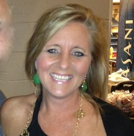 Tracy Barnett Photo 12