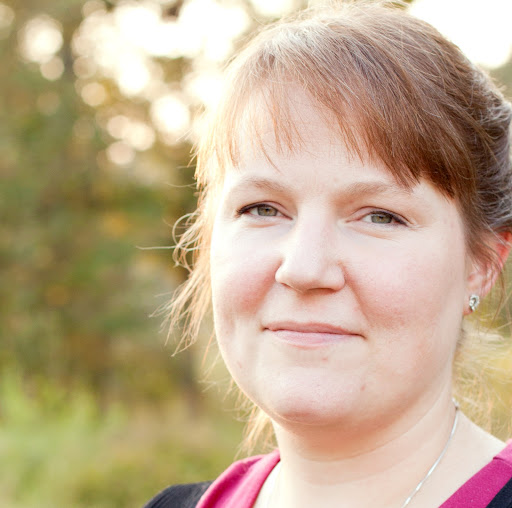Tracy Lambert Photo 12