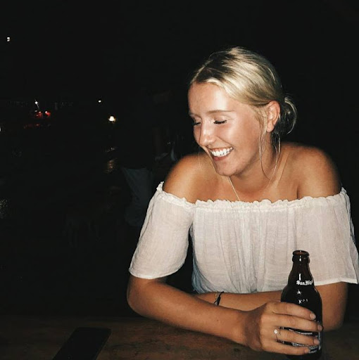 Anna Fritz Photo 23