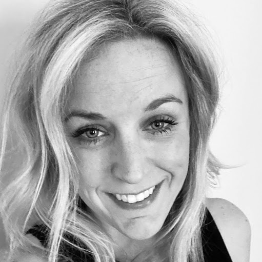 Amber Russell Photo 19