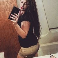 Megan Grogan Photo 16