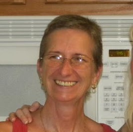 Linda Craig Photo 37