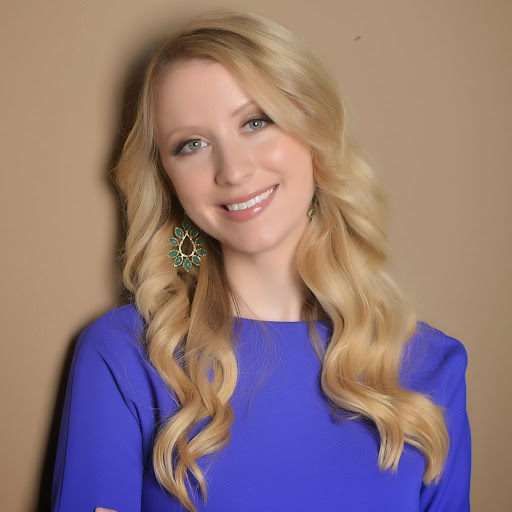 Julie Moore Photo 5