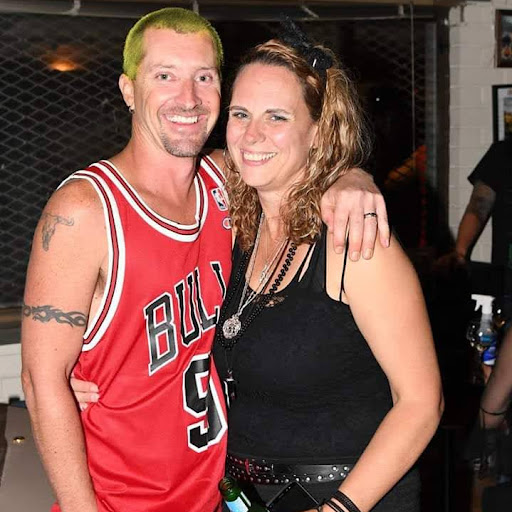 Karen Hunt Photo 24