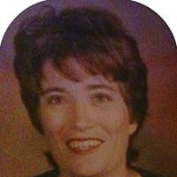 Ellen Peters Photo 43