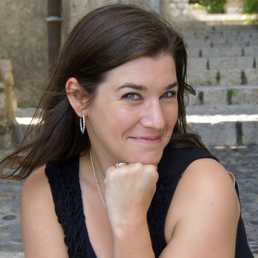 Amy Villarreal Photo 13