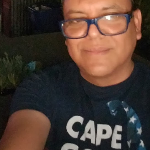 Erick Perez Photo 10