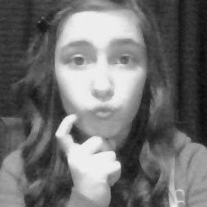 Miranda Webb Photo 7