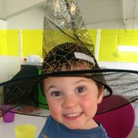 Claire Strong Photo 11