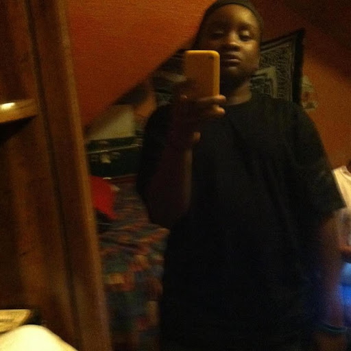 Ricky Oliver Photo 33