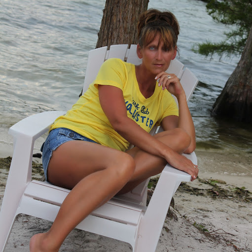 Sandra Benson Photo 5