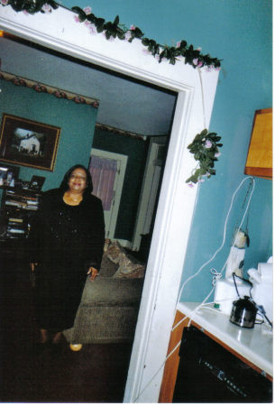 Virginia Ross Photo 33